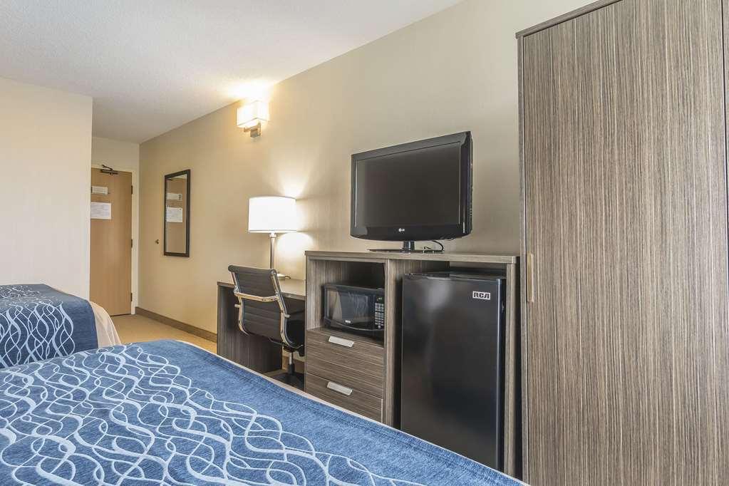 לוויס Comfort Inn חדר תמונה